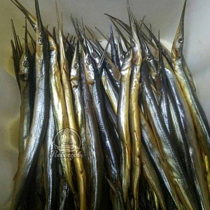 Рыба игла Черноморская с головой холодного копчения (сарган)